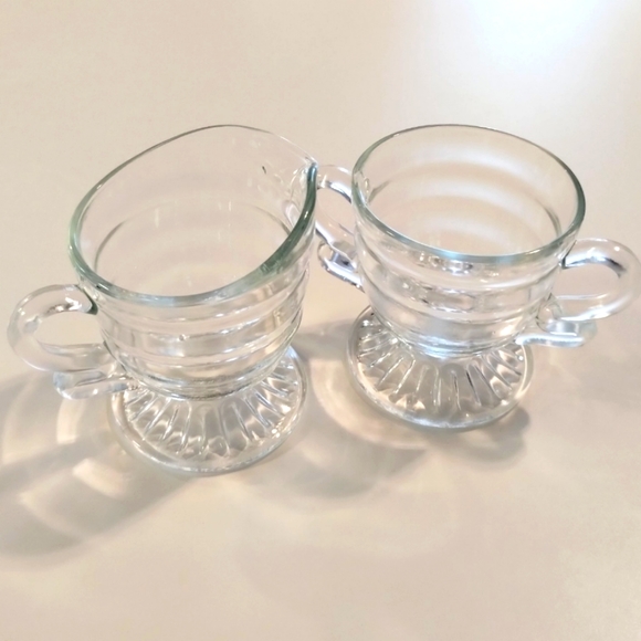 Vintage Indiana Glass Christmas Candy coffee set - Picture 3 of 4